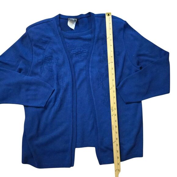 Vintage Southern Lady Large Sweater USA Purple Cottage Core Floral Easter Spring - Picture 8 of 9